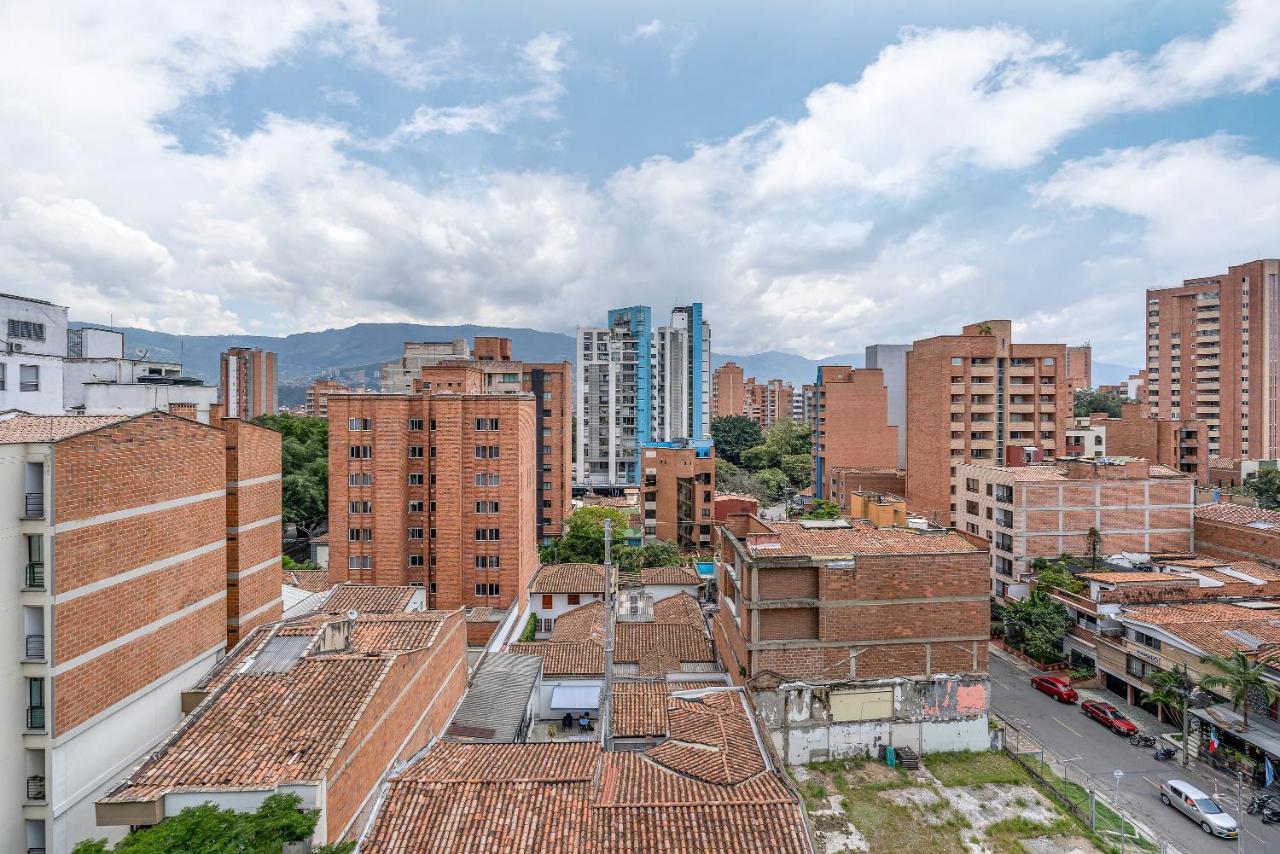 Apartamentos Housy Laureles Medellín Kültér fotó